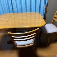 食卓テーブルセットの画像