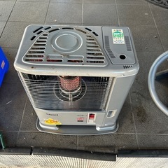 石油ストーブの画像