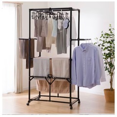 【受付終了】ニトリ 折りたたみできる大容量室内物干し（ブラック）の画像