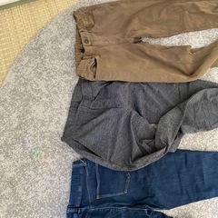 150ユニクロ男子ズボン3着の画像