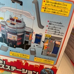トミカ　ぐるっと変形！DXポリスステーションの画像