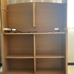 本棚一体型収納棚の画像