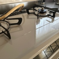 ガステーブル　ガスコンロ 美品 グリル未使用！ 女性宅使用　2021年製の画像