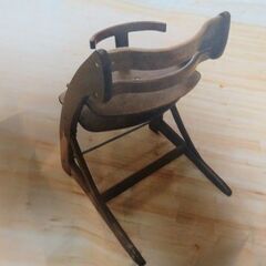ベビーチェア　木製・ダークブラウンの画像