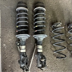 ホンダNBOX JF3 サスペンション ロアアームセット無料の画像