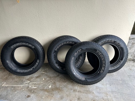 ヨコハマ　ジオランダー　ホワイトレター4本