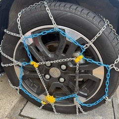 未使用（試着のみ、走行せず）の軽量タイヤチェーンの画像