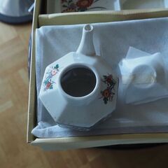 伊万里焼セット、箸置き５、皿５、醤油差し、未使用品の画像