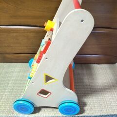 4輪キャスター付き子供用手押し車♪定価約6000円の画像