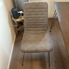 テーブル、イスセットの画像