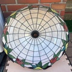 ステンドガラス柄ペンダントライト　ジャンク品の画像