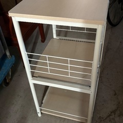 ☆3段のキッチンラック　棚の画像