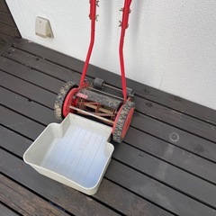芝刈り機　手動の画像