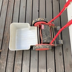 芝刈り機　手動の画像