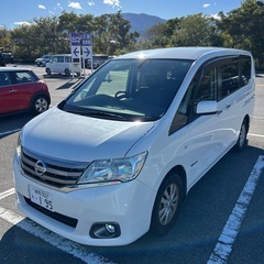 セレナ　ハイブリッド　走行10万　車検1年の画像