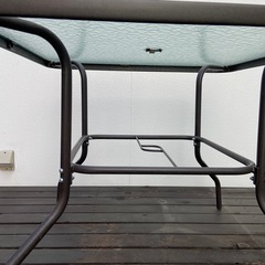 ガーデンテーブル　ガラス天板の画像