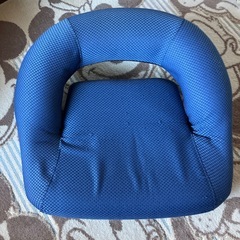 11/4午前中まで【あげます】座椅子２個セットの画像