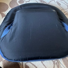 11/4午前中まで【あげます】座椅子２個セットの画像