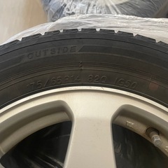 【2019年製】スタットレスタイヤ175/65R14の画像