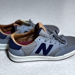 new balanceスニーカー　23cm 
の画像