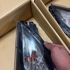 ウィッシュ10系後期　ヘッドライトユニットの画像