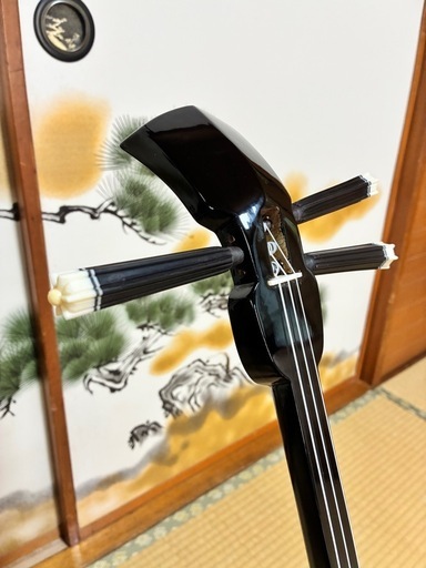 11月12日終了！沖縄三線！新品！！貴重！知念大工型！本蛇皮！本張り！【一枚張り】⑲