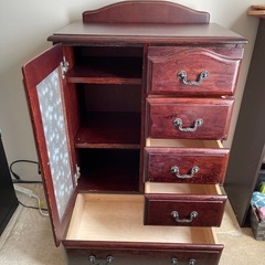 チェストボードの画像