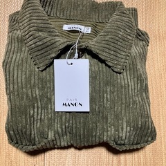 タグ付き　110サイズ　コーデュロイシャツ　カーキ　の画像