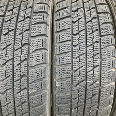 155 65 R14 スタッドレスタイヤの画像