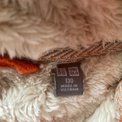 ユニクロ子供用パーカー130センチ　古着の画像