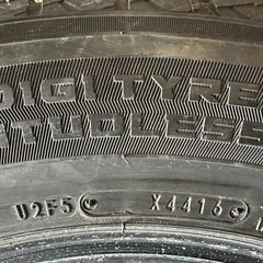 スタッドレスタイヤ　225/65R17の画像