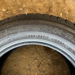 スタッドレスタイヤ　225/65R17の画像