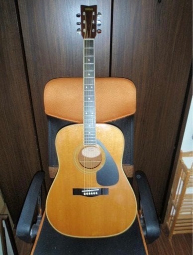 YAMAHA ＦＧ-200Ｄ　檄鳴り　外観のラッカー塗装の劣化による模様あり YAMAHA FG-200D 檄鳴り 外観の ラッカー塗装の劣化による模様あり