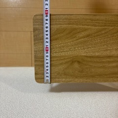 サイドテーブルの画像