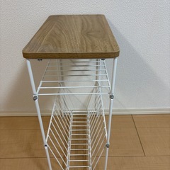 サイドテーブルの画像