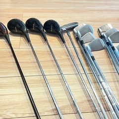  Tommy Aaron ゴルフセット　計13本　ゴルフキャディバック付きの画像