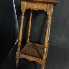 カリモクサイドテーブル花台電話台コロニアル　の画像