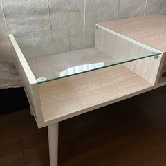 お洒落な
テーブルの画像