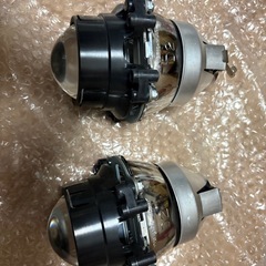 ウィッシュ10系HIDＤ２用プロジェクターヘッドライトインナー左右せセットの画像