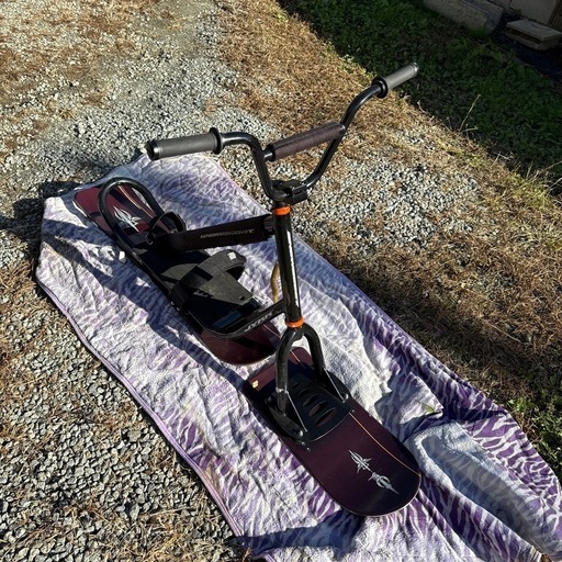 JYKK  美品スノースクート・スノー
バイク