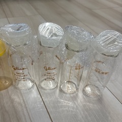 哺乳瓶　Pigeon ピジョン　プラ　ガラス　セットの画像