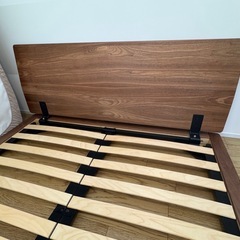 無印良品 【ダブル】脚付ベッドフレームとヘッドボードの画像