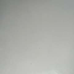 ダイニングテーブル椅子二脚の画像