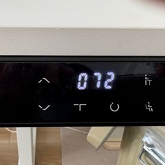 昇降テーブルの画像