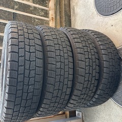 13インチスタッドレスタイヤの画像