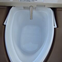 家具調水洗トイレ＜座楽＞シャワポットの画像
