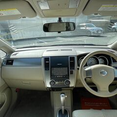 緊急値下げ　格安シリーズ　22.8万円　車内とっても綺麗　ニッサンティーダ　車検R8.6　H21　6.1万kmの画像