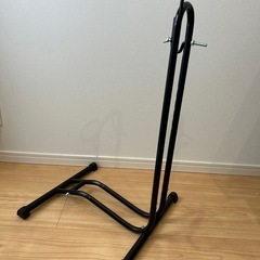 クロスバイク•ロードバイク　自転車立ての画像