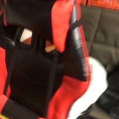 ゲーミングチェア、オレンジの画像