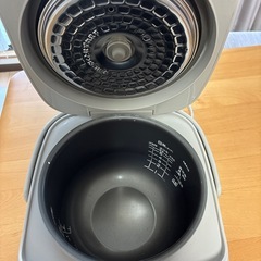 TIGER 炊飯器　5.5合たき炊きの画像